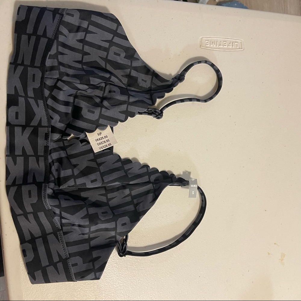 Victoria Secret (PINK) sport bra-Black & Baby Blue,size small